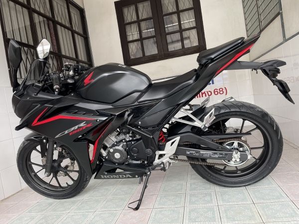 CBR150R รถบ้านแท้ มือเดียว ดูแลดี สภาพพร้อมใช้ เครื่องแน่น ชุดสีสวย ถังไม่บุบ ผ่อนได้ จัดส่งได้ทั่วไทย วิ่ง4000 กลางปี66 รูปที่ 6